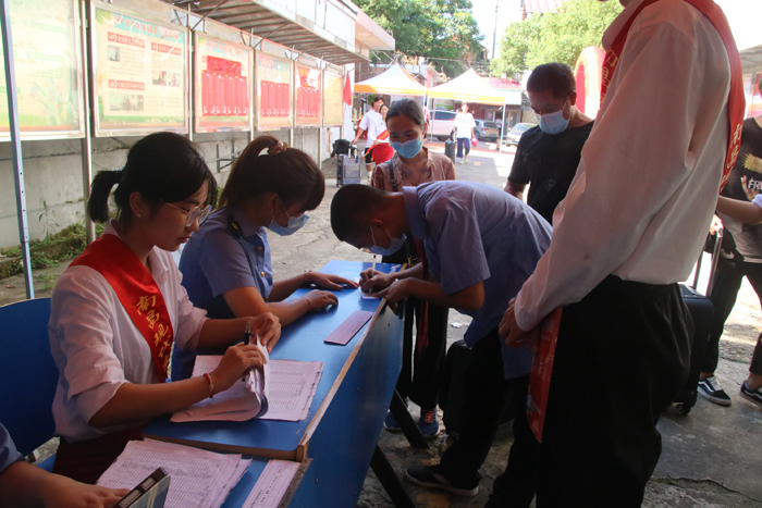 1630483930228503.jpg IMG_0681.JPG